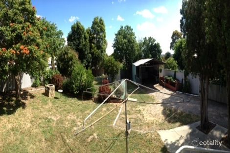 Property photo of 20 Fourth Road Armadale WA 6112