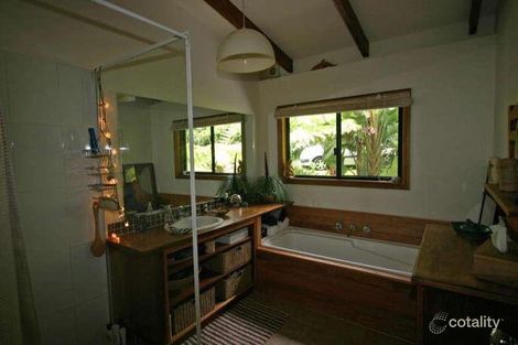 Property photo of 20 Skinner Close Emerald Beach NSW 2456