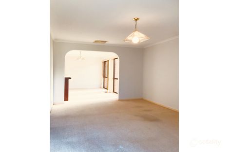 Property photo of 33 Van Der Haar Avenue Berwick VIC 3806