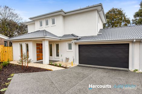 Property photo of 2/15 Packham Crescent Glen Waverley VIC 3150