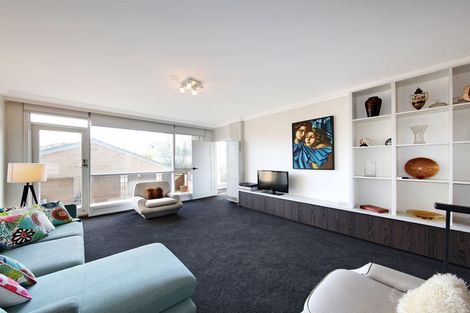 Property photo of 9/24 Holyrood Street Hampton VIC 3188