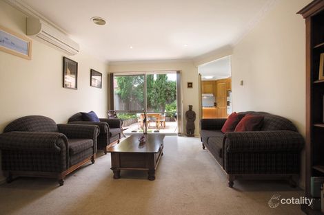 Property photo of 12 Toolambool Road Carnegie VIC 3163