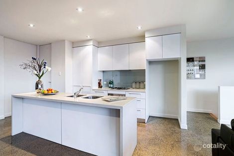 Property photo of 1 Wallace Crescent Strathmore VIC 3041