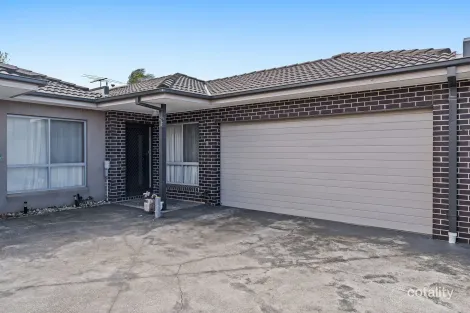 Property photo of 3/7-8 Roseville Court Berwick VIC 3806