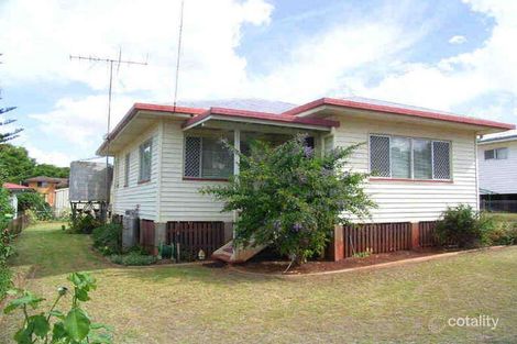 32 Elizabeth St, South Toowoomba, QLD 4350
