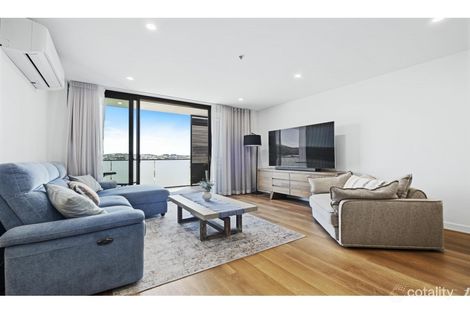 302/76 Steve Irwin Ave, Wright, ACT 2611