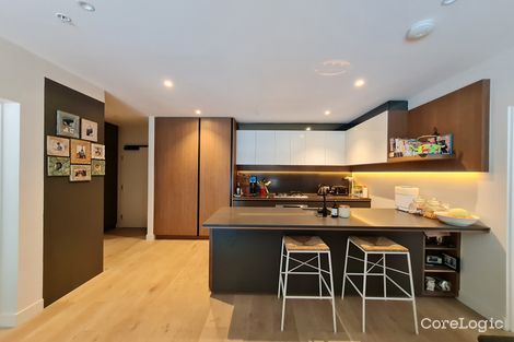 Property photo of 2/692 Whitehorse Road Mont Albert VIC 3127