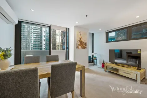 2103/5 SUTHERLAND ST, MELBOURNE, VIC 3000