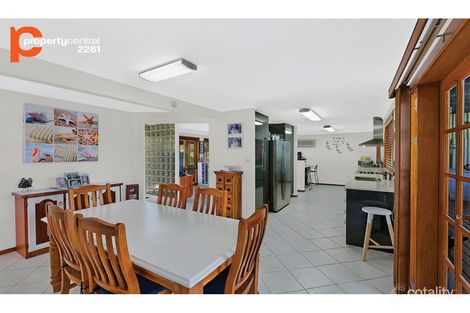 Property photo of 11 Doran Place Tumbi Umbi NSW 2261