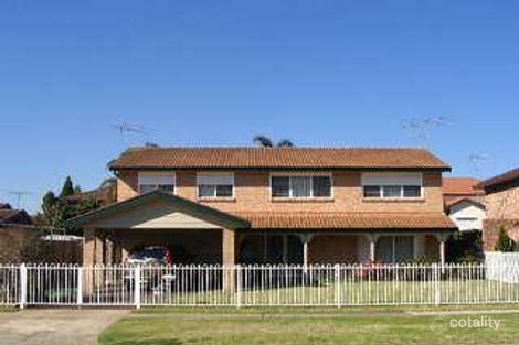 32 Hawthorn St, St Johns Park, NSW 2176