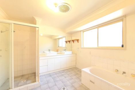 Property photo of 39-39A Brierley Crescent Plumpton NSW 2761