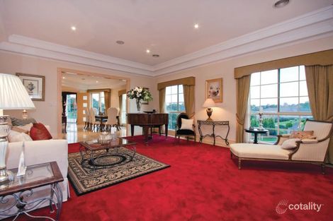 Property photo of 2 Robdon Court Donvale VIC 3111