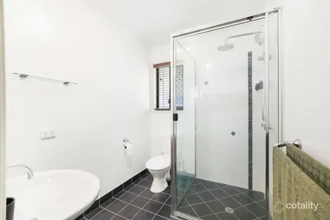 Property photo of 32 Robina Drive Avoca QLD 4670