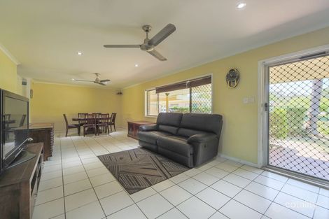 Property photo of 2 Dampier Court Molendinar QLD 4214