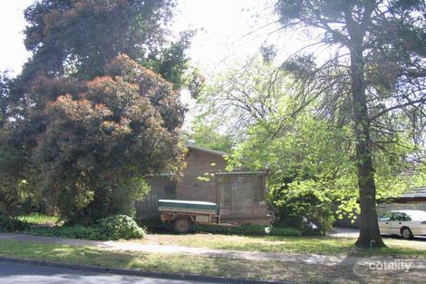 Property photo of 11 Loch Crescent Strathmore VIC 3041