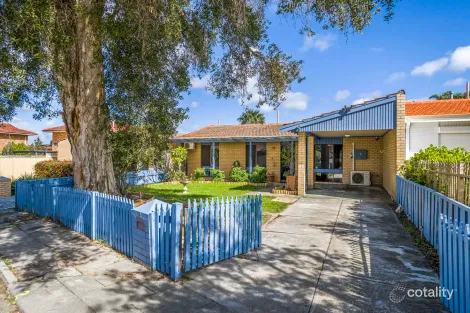 Property photo of 2 Dalmatia Place Como WA 6152