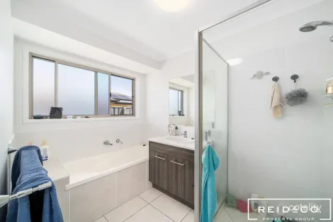 Property photo of 12 Grasstree Place Ningi QLD 4511