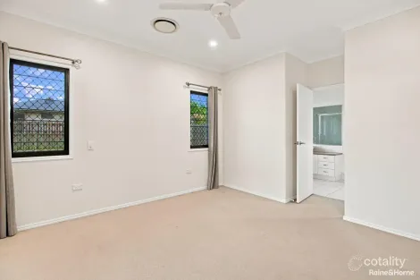 Property photo of 5 Bayley Court Urraween QLD 4655