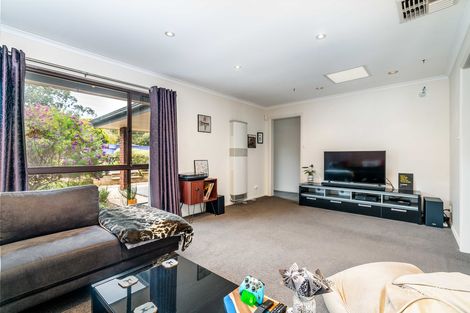Property photo of 2 Anita Court Aberfoyle Park SA 5159
