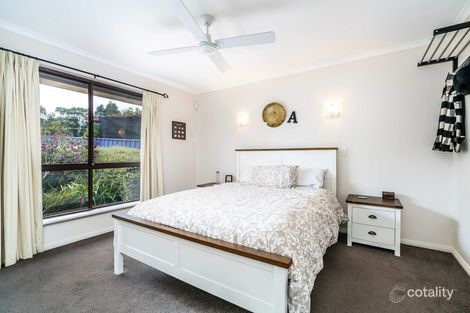 Property photo of 2 Anita Court Aberfoyle Park SA 5159