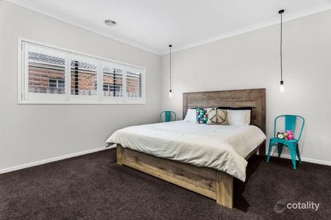 Property photo of 10 Bridgewater Avenue Eynesbury VIC 3338