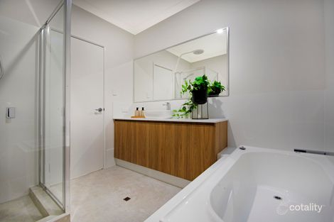 Property photo of 29 King George Street Innaloo WA 6018