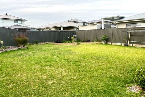 Property photo of 8 Gloaming Street Box Hill NSW 2765