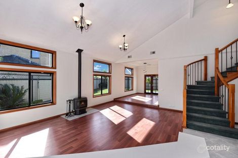Property photo of 17 Chesham Place Chipping Norton NSW 2170