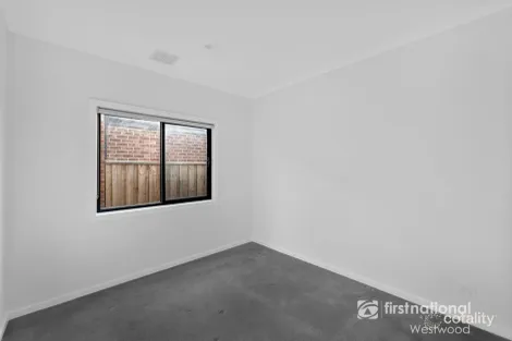 Property photo of 17 Haniper Grove Werribee VIC 3030