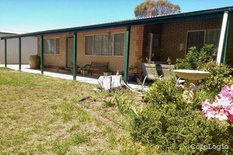 Property photo of 8 Albert Road Meningie SA 5264