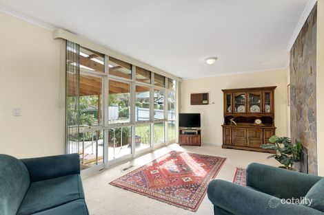 Property photo of 16 Strathallyn Road Ringwood VIC 3134