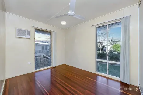 Property photo of 4 Cuthbert Crescent Vincent QLD 4814