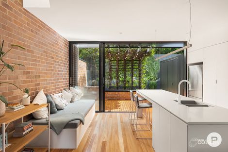 Property photo of 2/12 Longfellow Street Norman Park QLD 4170