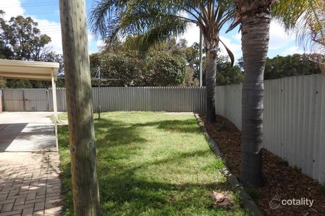 Property photo of 28 Dorchester Road Forrestfield WA 6058