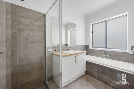 Property photo of 18 Carolina Avenue Wangaratta VIC 3677