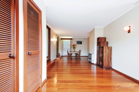 Property photo of 17 Carinya Road Greensborough VIC 3088