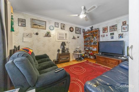 Property photo of 71 McKenzie Road Elizabeth Downs SA 5113