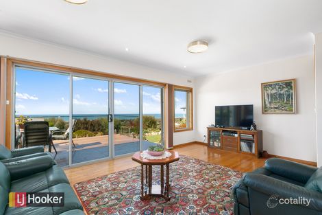 Property photo of 11 Lyrebird Court Lakes Entrance VIC 3909