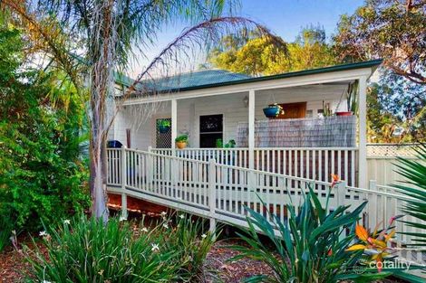 Property photo of 3 Oak Road Charmhaven NSW 2263