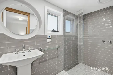 Property photo of 54 Backhouse Lane Cambridge TAS 7170