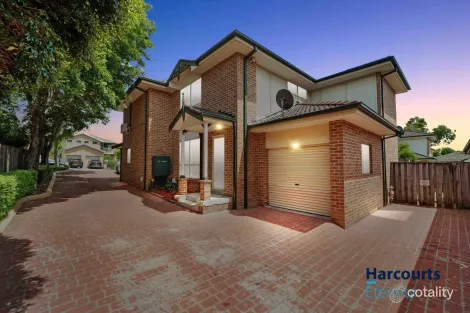 Property photo of 2/163 Targo Road Girraween NSW 2145