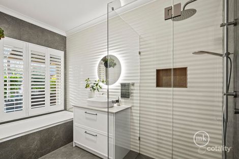 Property photo of 9 Holmwood Crescent Doreen VIC 3754