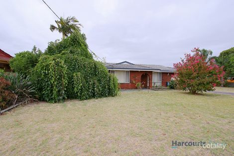 Property photo of 16 Randall Way Langford WA 6147