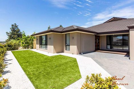 Property photo of 39 Crosthwait Circle Tapping WA 6065