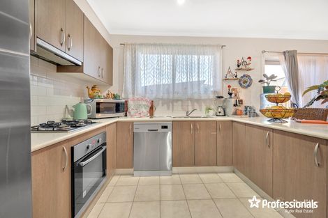 Property photo of 2/81 Kirkton Drive Kurunjang VIC 3337