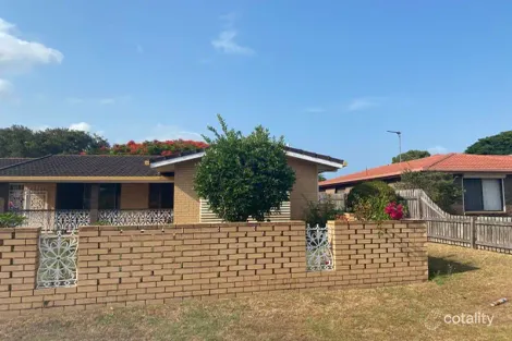 25 South St, Urangan, QLD 4655