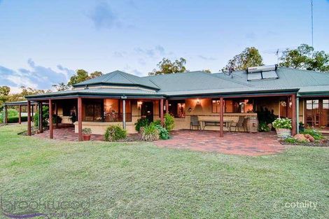 155 Weir Rd, Baskerville, WA 6056