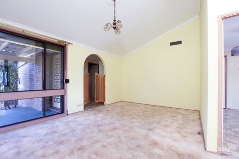 Property photo of 32 Benham Road Minto NSW 2566
