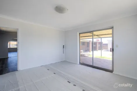 Property photo of 4 Lynstead Street Beckenham WA 6107