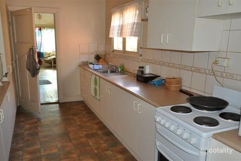 Property photo of 2 Queen Street Forbes NSW 2871